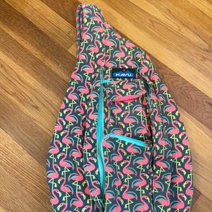 Pink flamingo Kavu rope sling bag